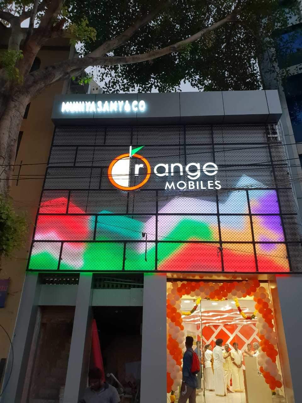 Orange Mobiles